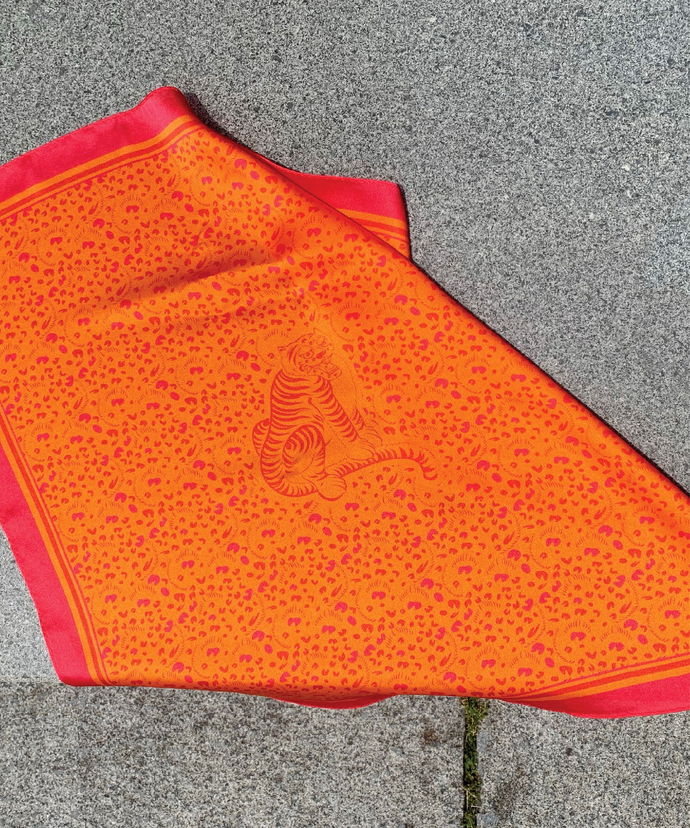 Animal Pattern Scarf with geometric minhwa motifs